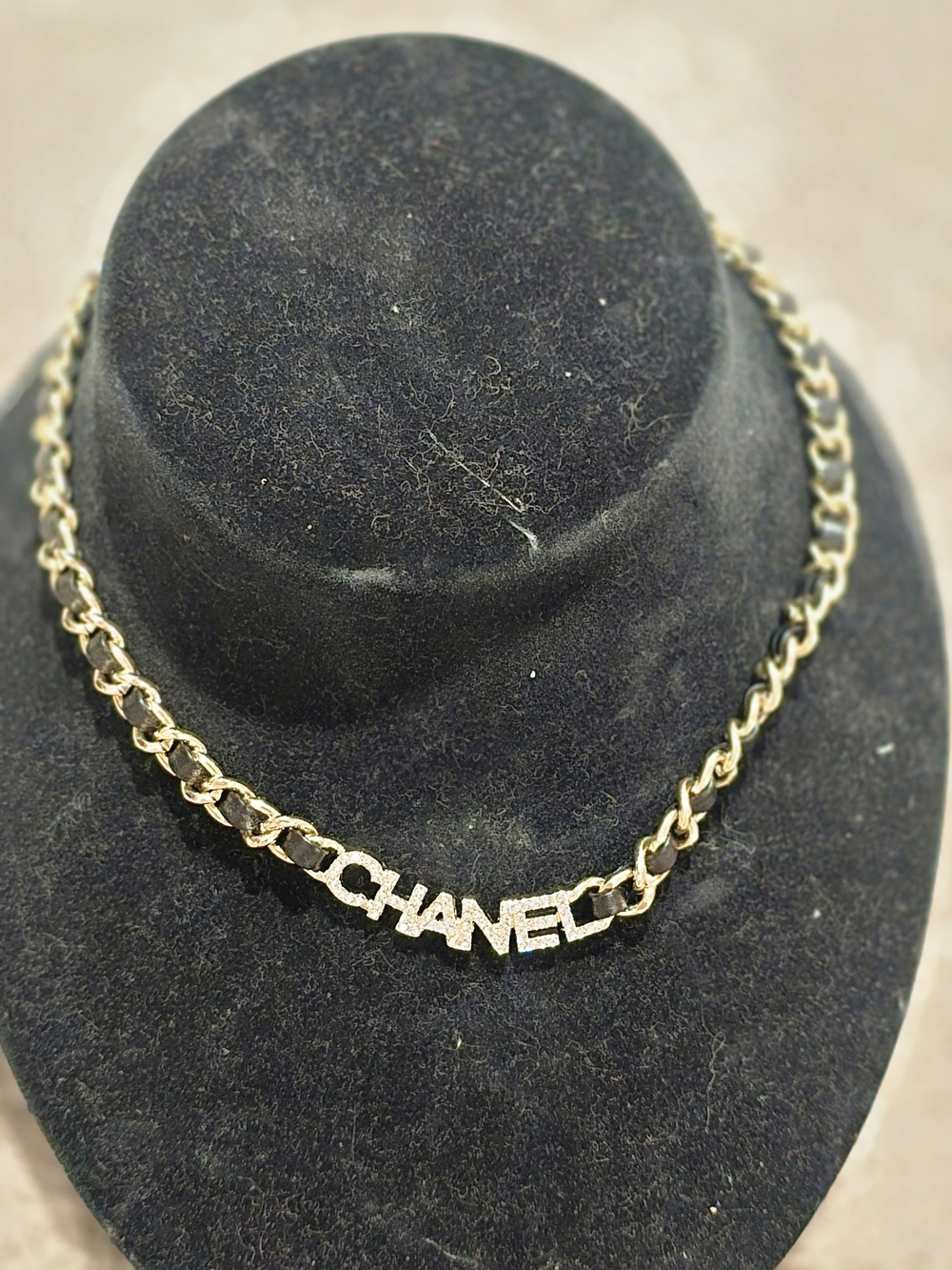 CHANEL 18kgp Gold Chain Logo Necklace - Women's Designer Jewelry